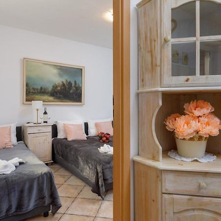 Apartment With Veranda Torunska Pobierowo By Noclegi Renters מראה חיצוני תמונה